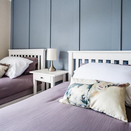 Laurel Cottage Burton  Экстерьер фото